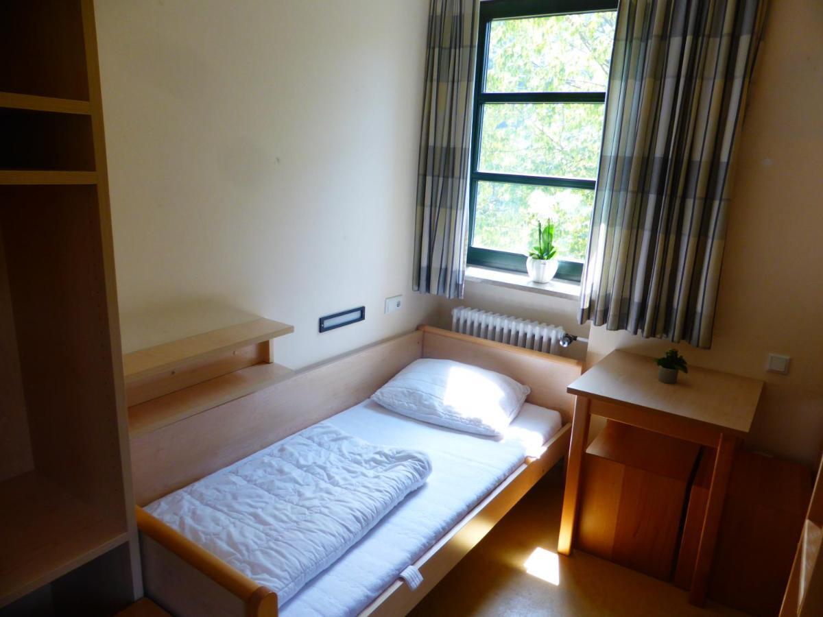 Hotel Campus Prackenfels à Altdorf bei Nürnberg Extérieur photo